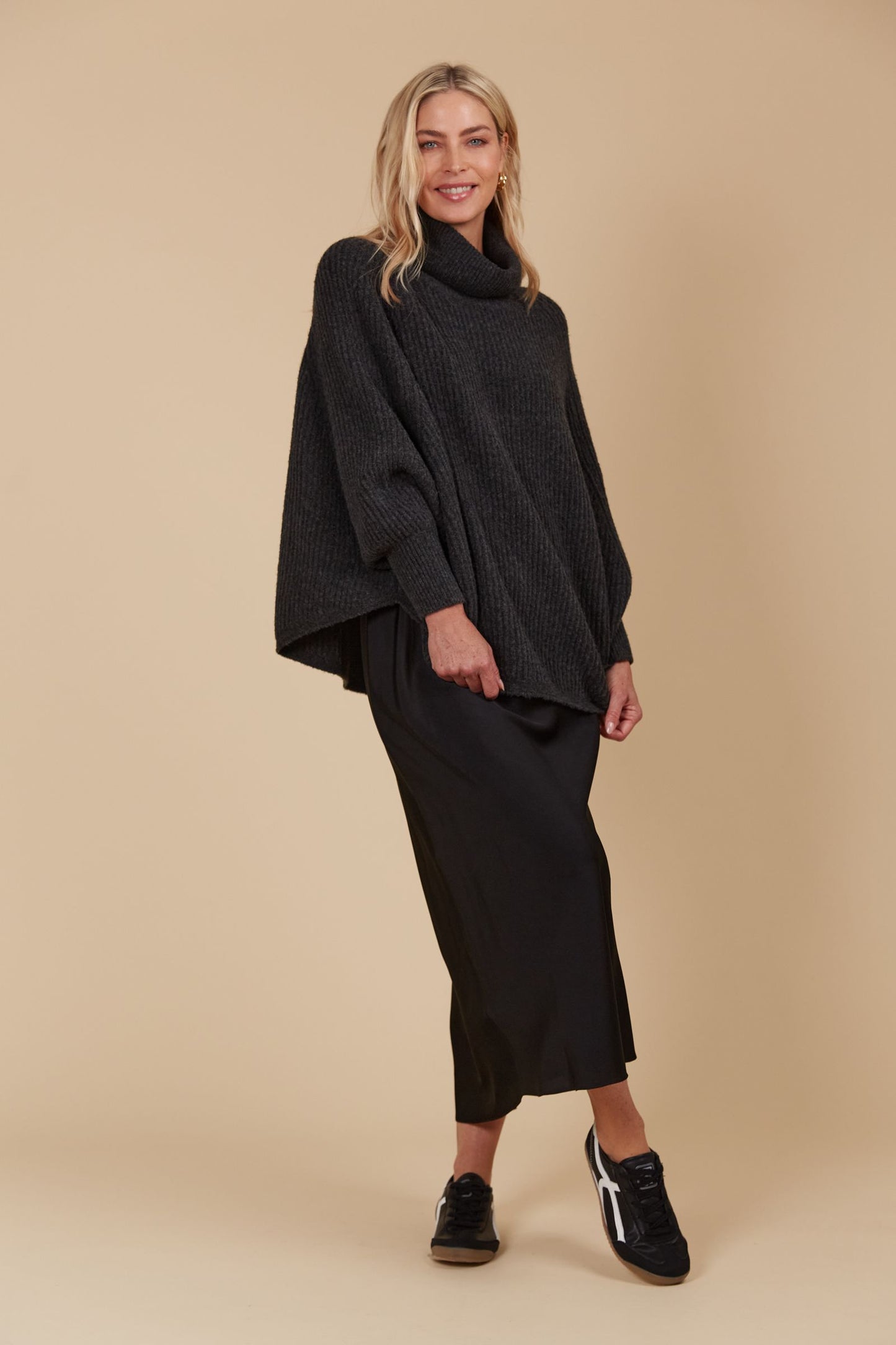Miri Poncho - 3 Colours by IsleOfMine