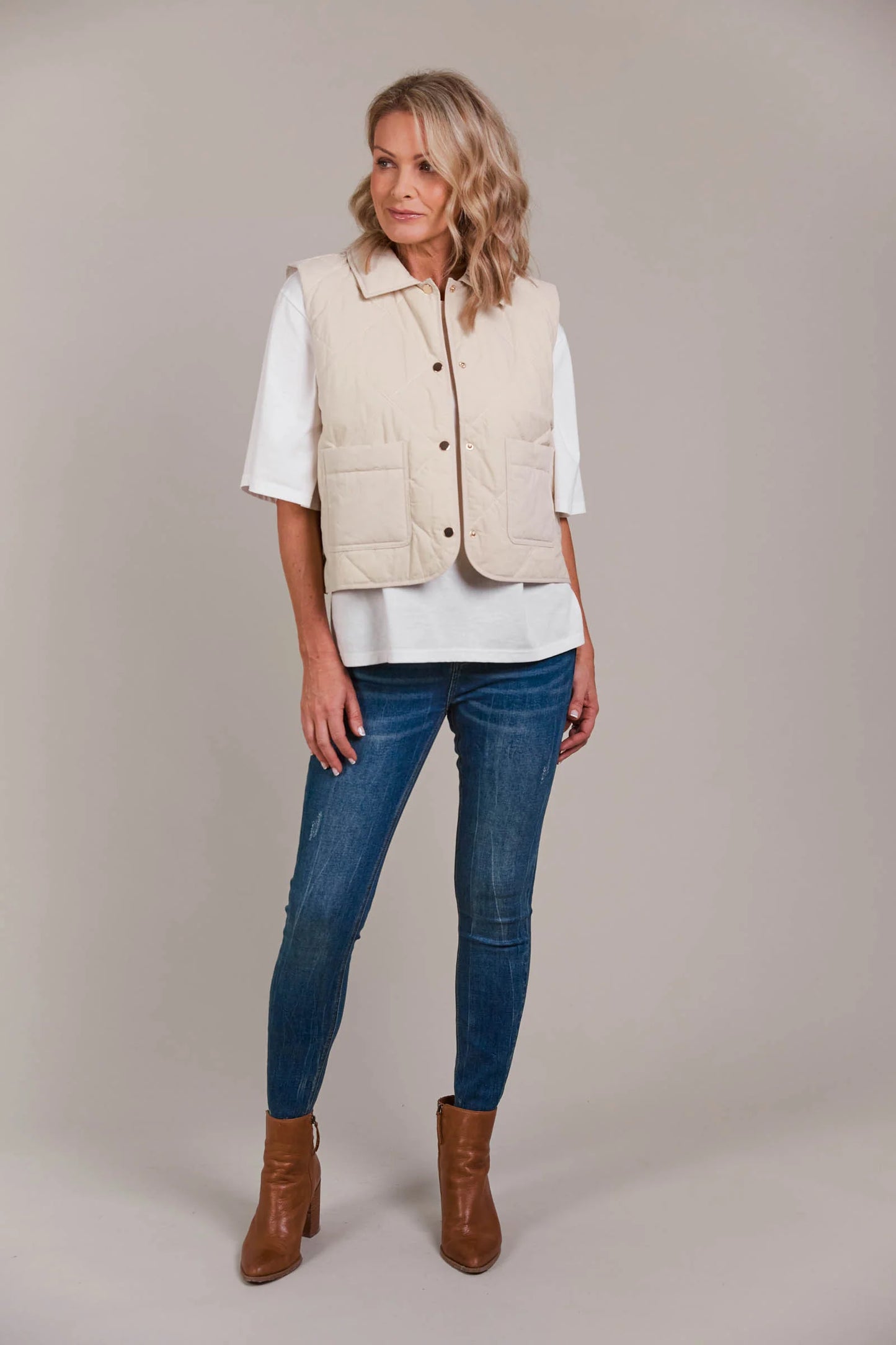 Argo Crop Vest - 2 Colours by eb&ive