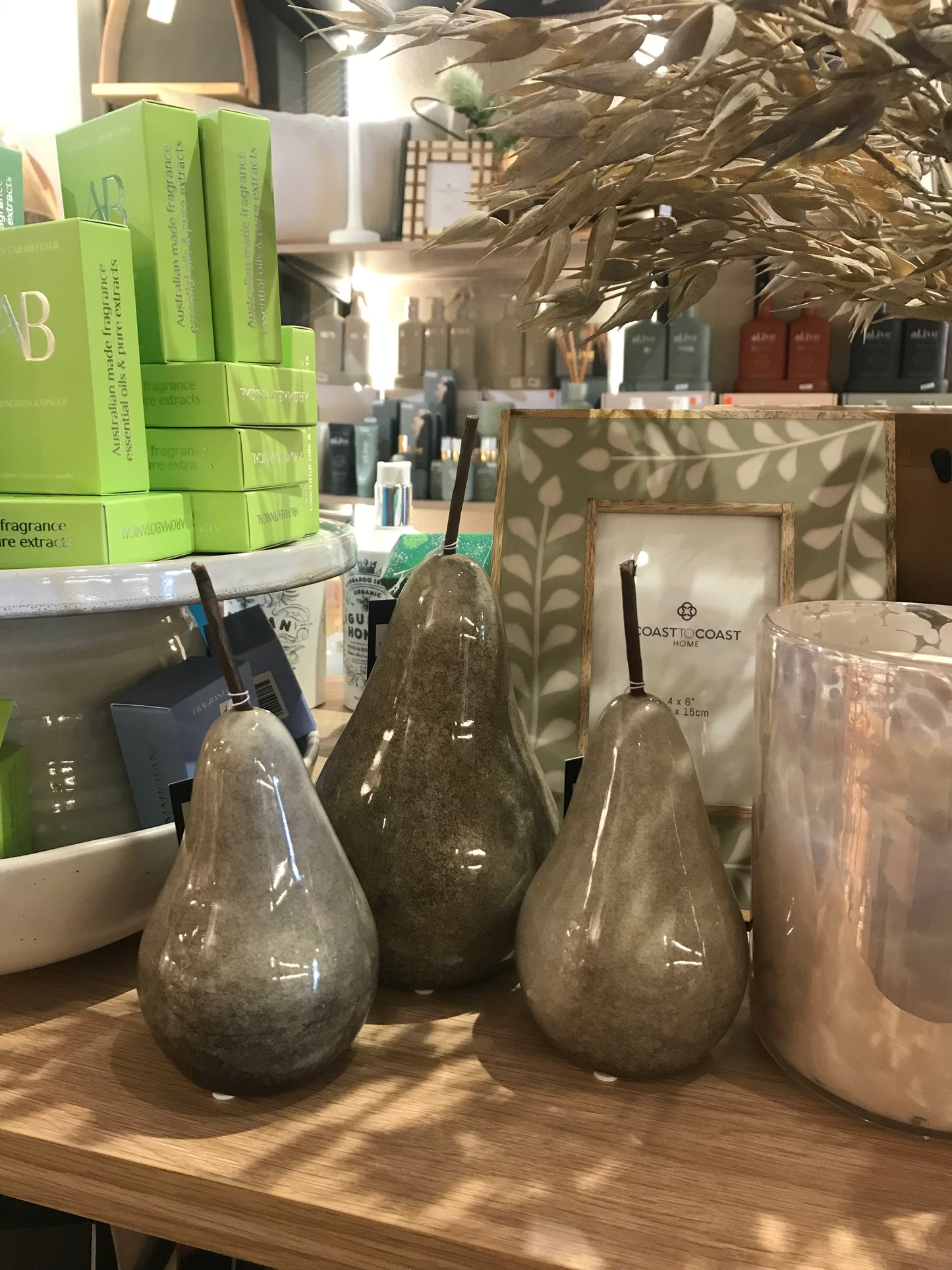 Bosc Pear Large Taupe 21.5cm