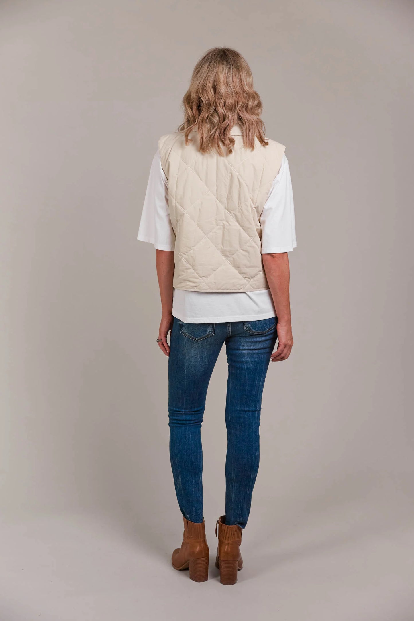Argo Crop Vest - 2 Colours by eb&ive