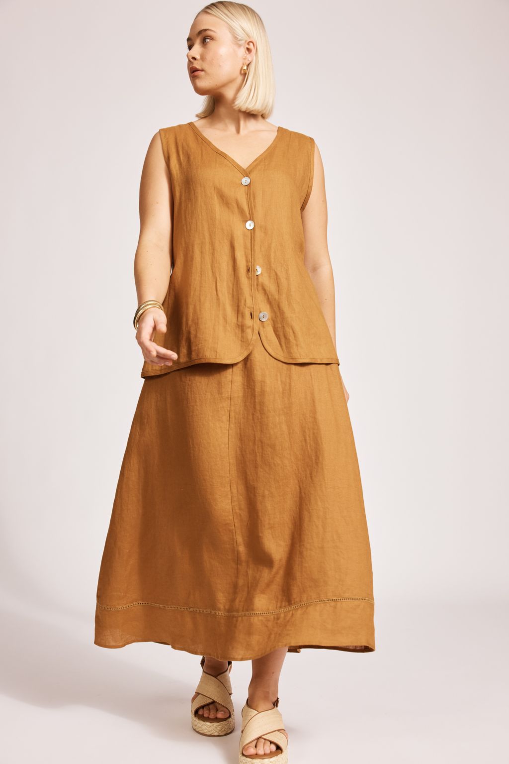 MIRAMAR VEST - CARAMEL by eb&ive