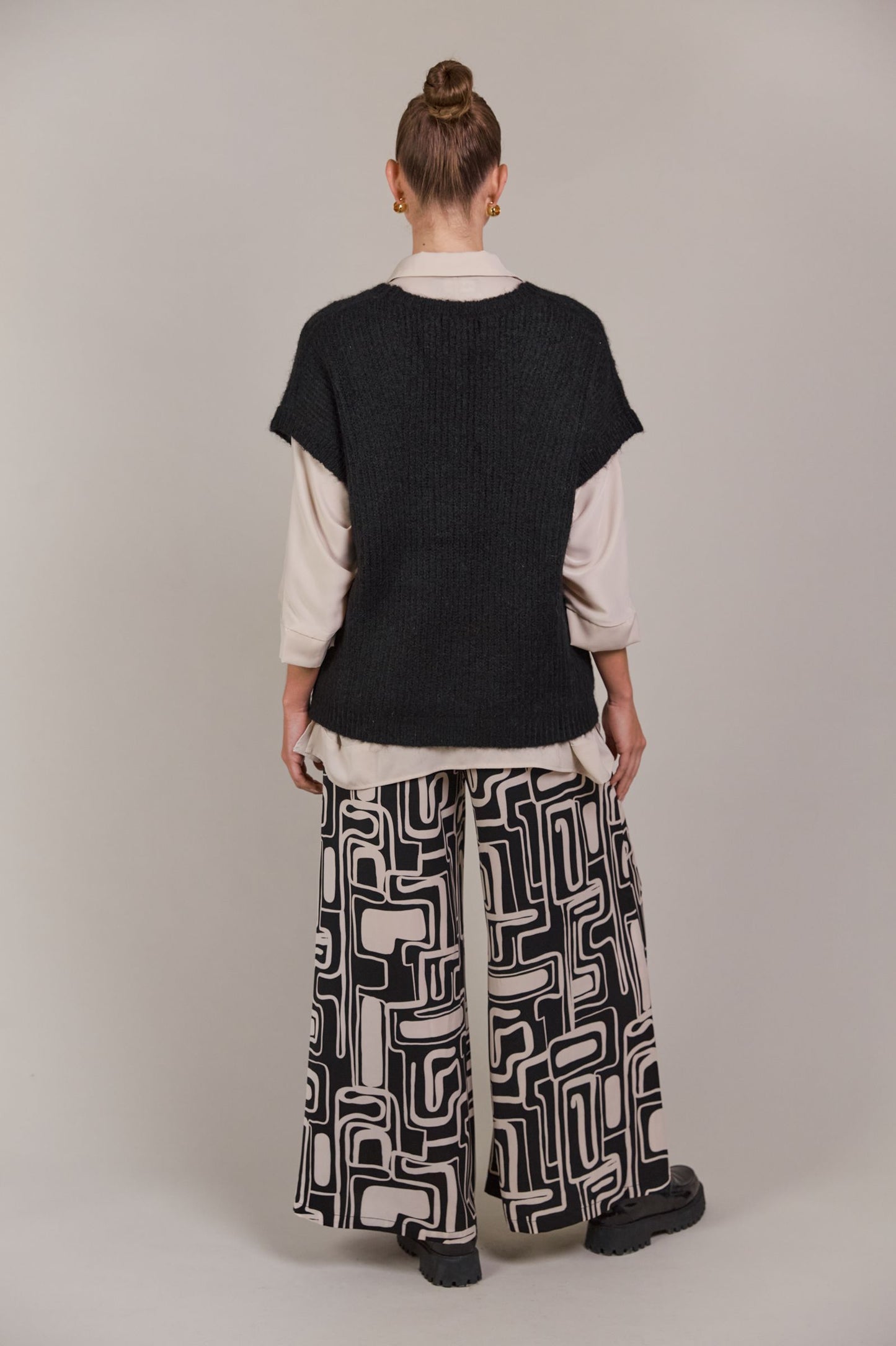 Folio Button Vest - 2 Colours by eb&ive