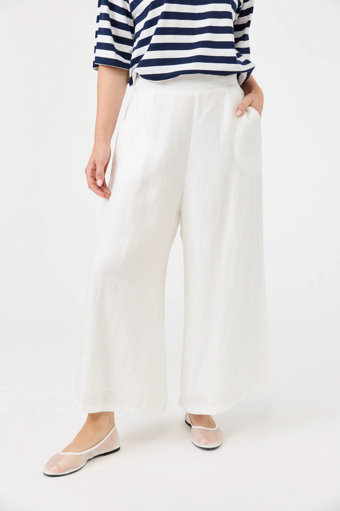 STUDIO CROP PANT - SALT by eb&ive
