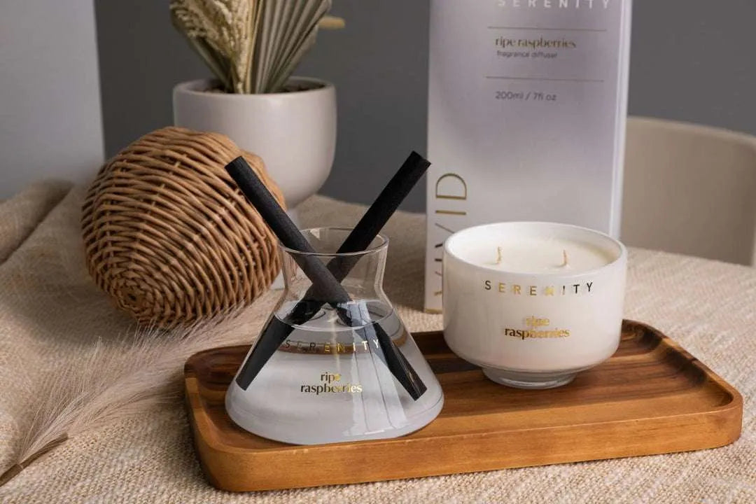 RIPE RASPBERRIES 230G CANDLE