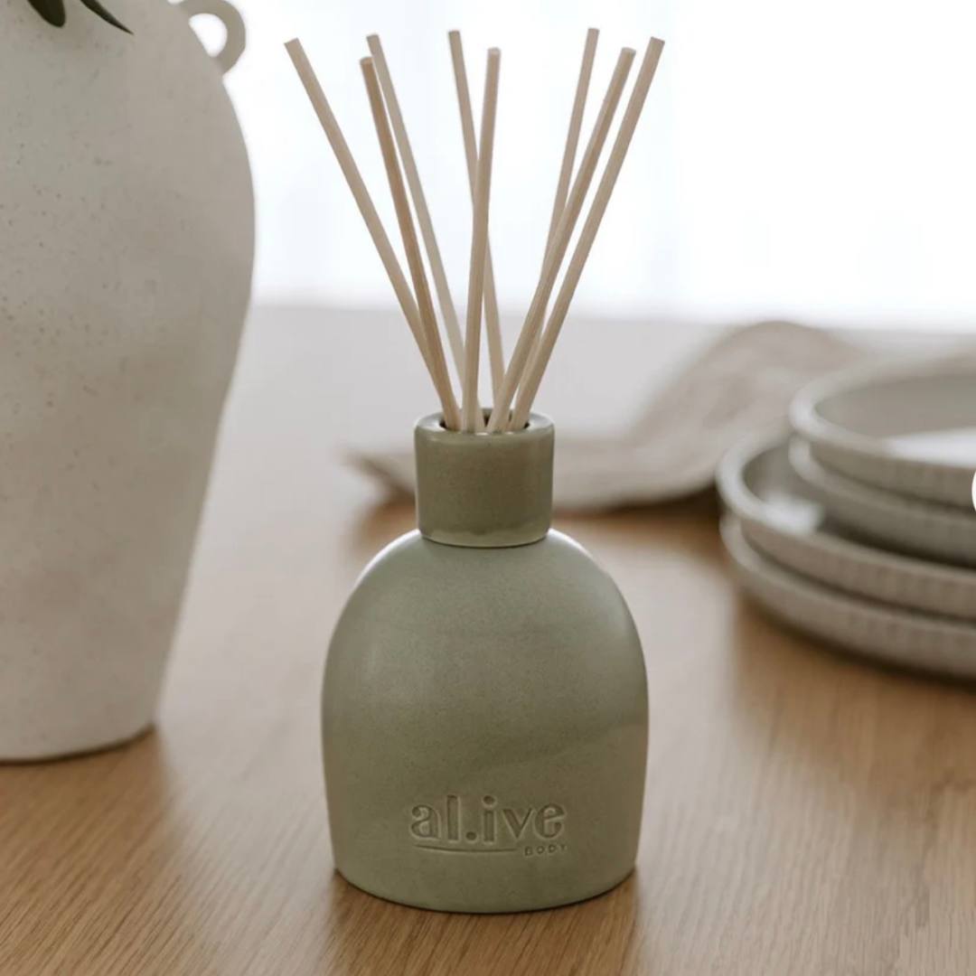 Alive Body Blackcurrant & Caribbean Wood Diffuser