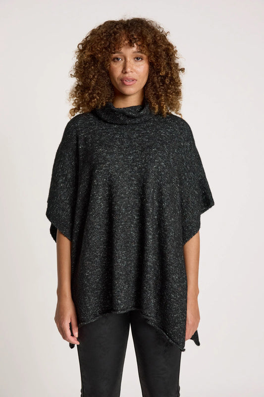 ZARDA PONCHO - BLACK by Eb & Ive