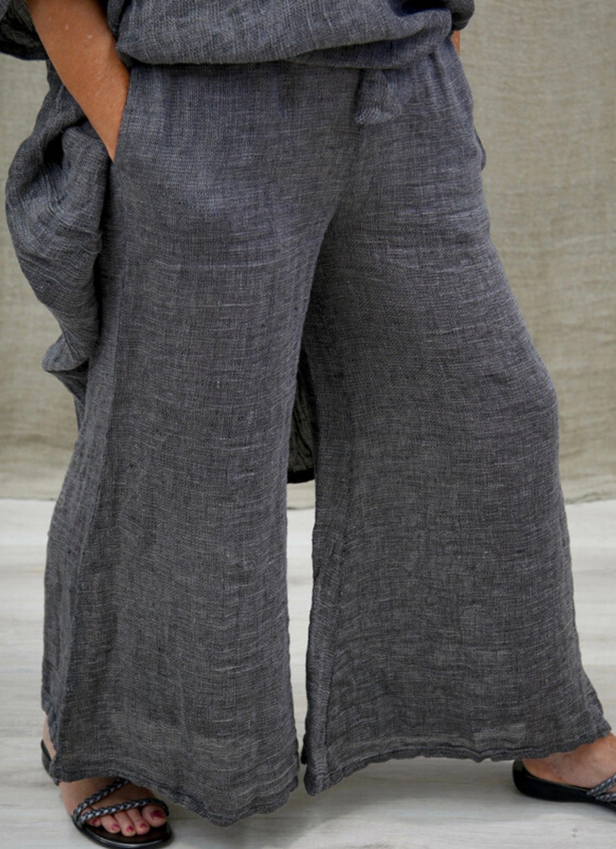 Alessa Wide Leg Pant - Gravel