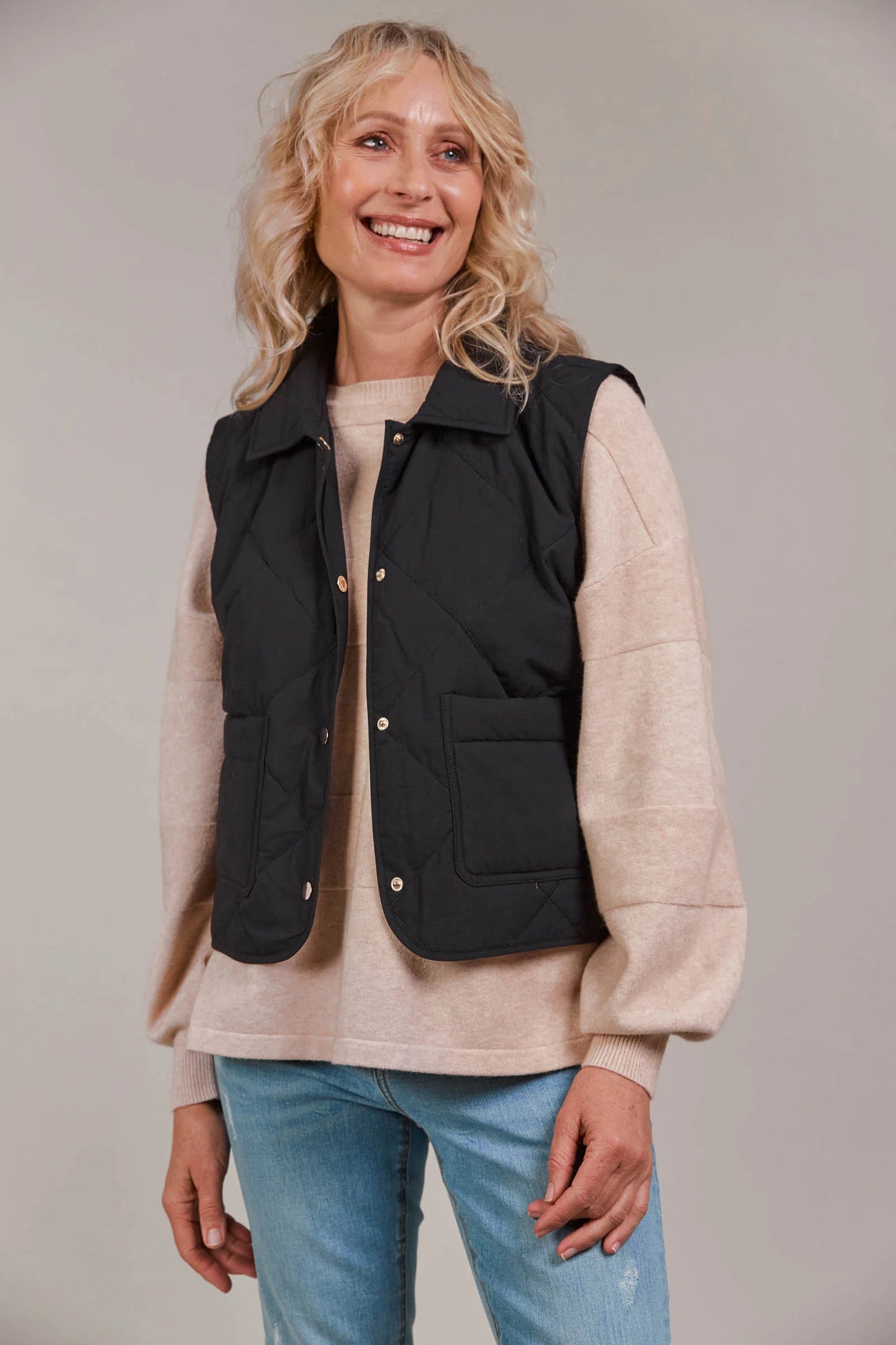 Argo Crop Vest - 2 Colours by eb&ive