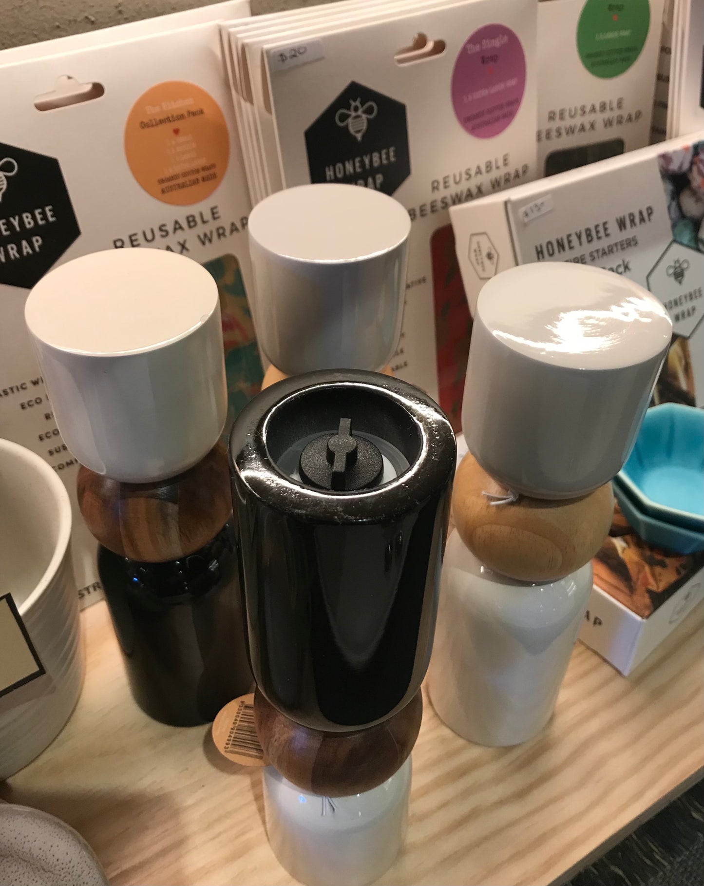 Pisces Wood S&P Grinder - 2 colours