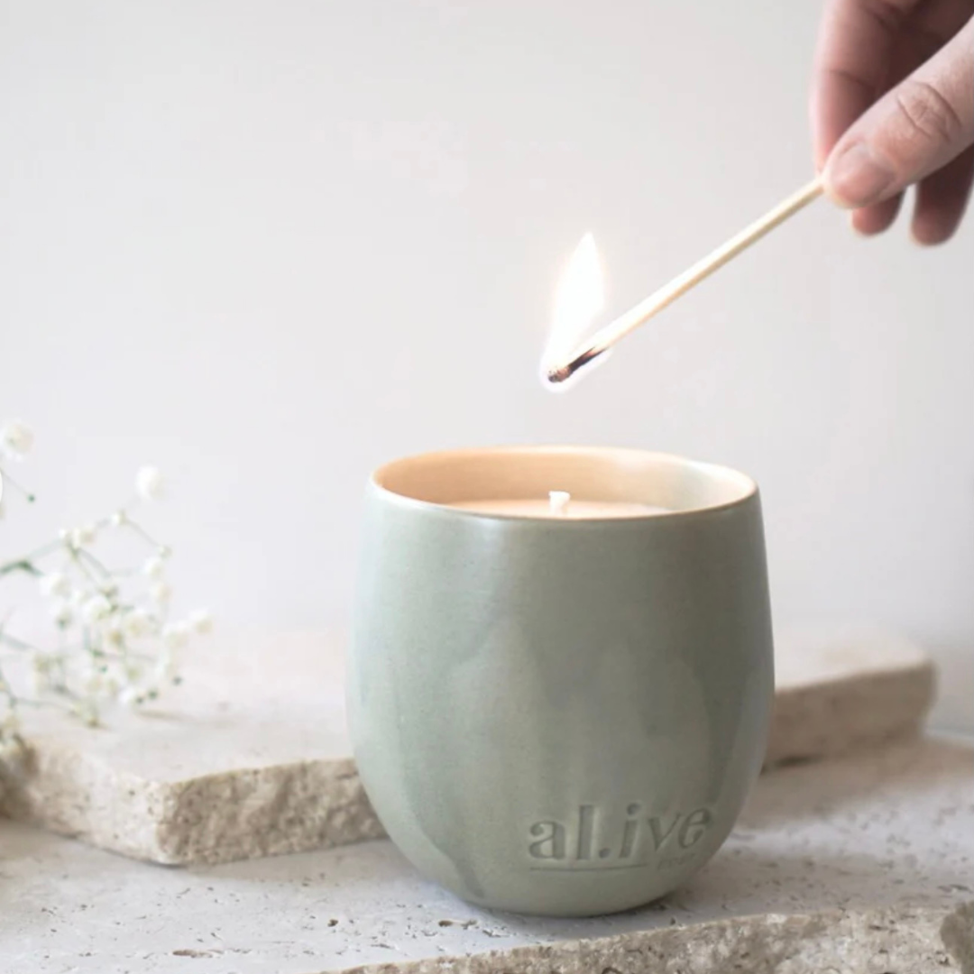 Alive Body Blackcurrant & Caribbean Wood Soy Candle