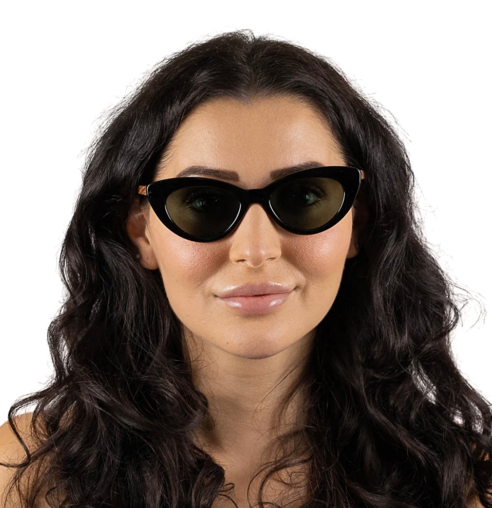 Savannah Midnight Sunglasses by Soek