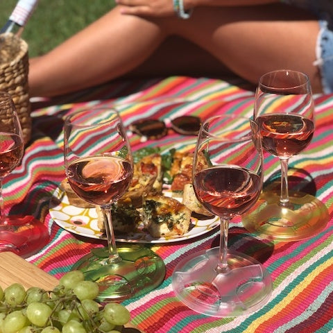 Glass on the Grass – Picnic