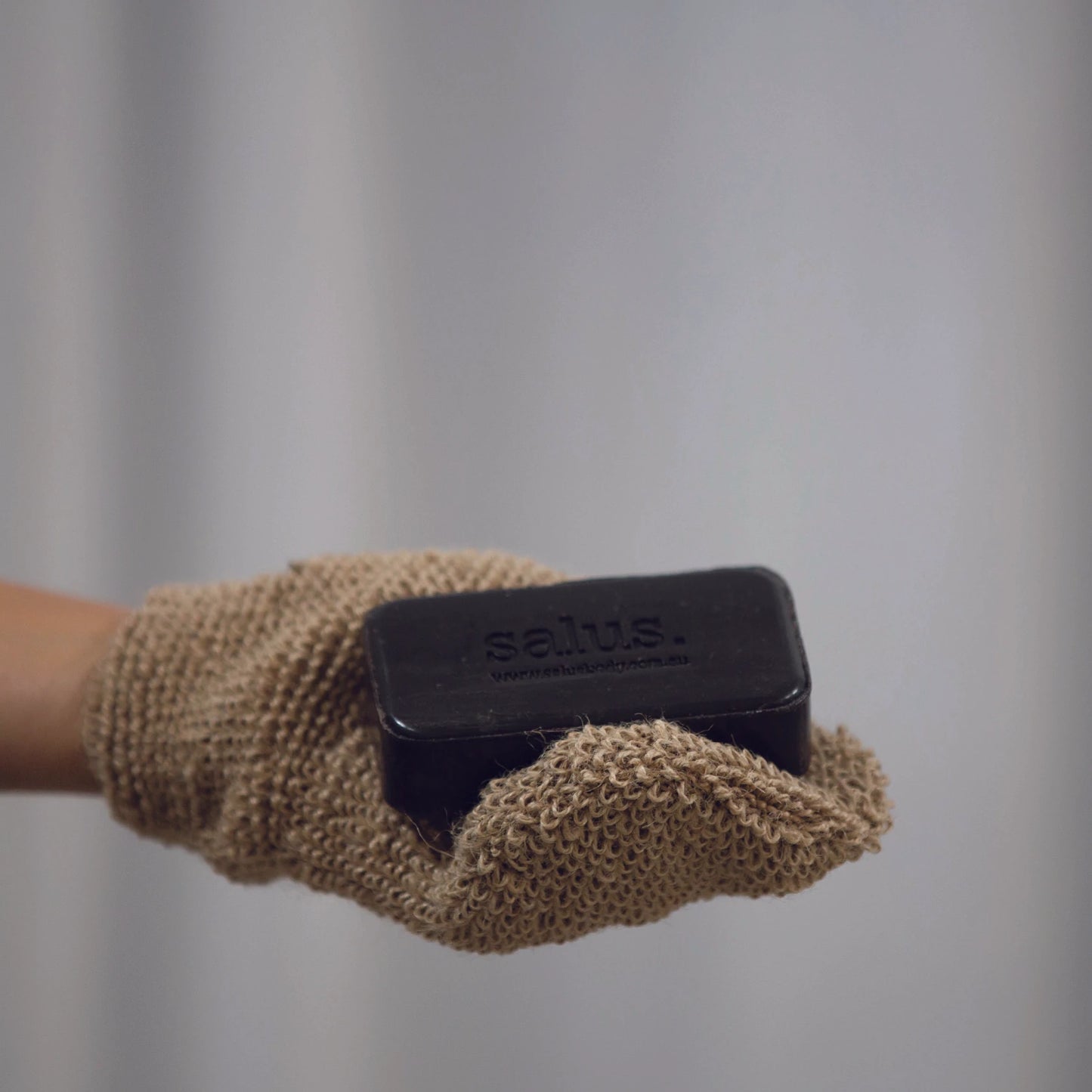 Salus Body - Exfoliation Mitt