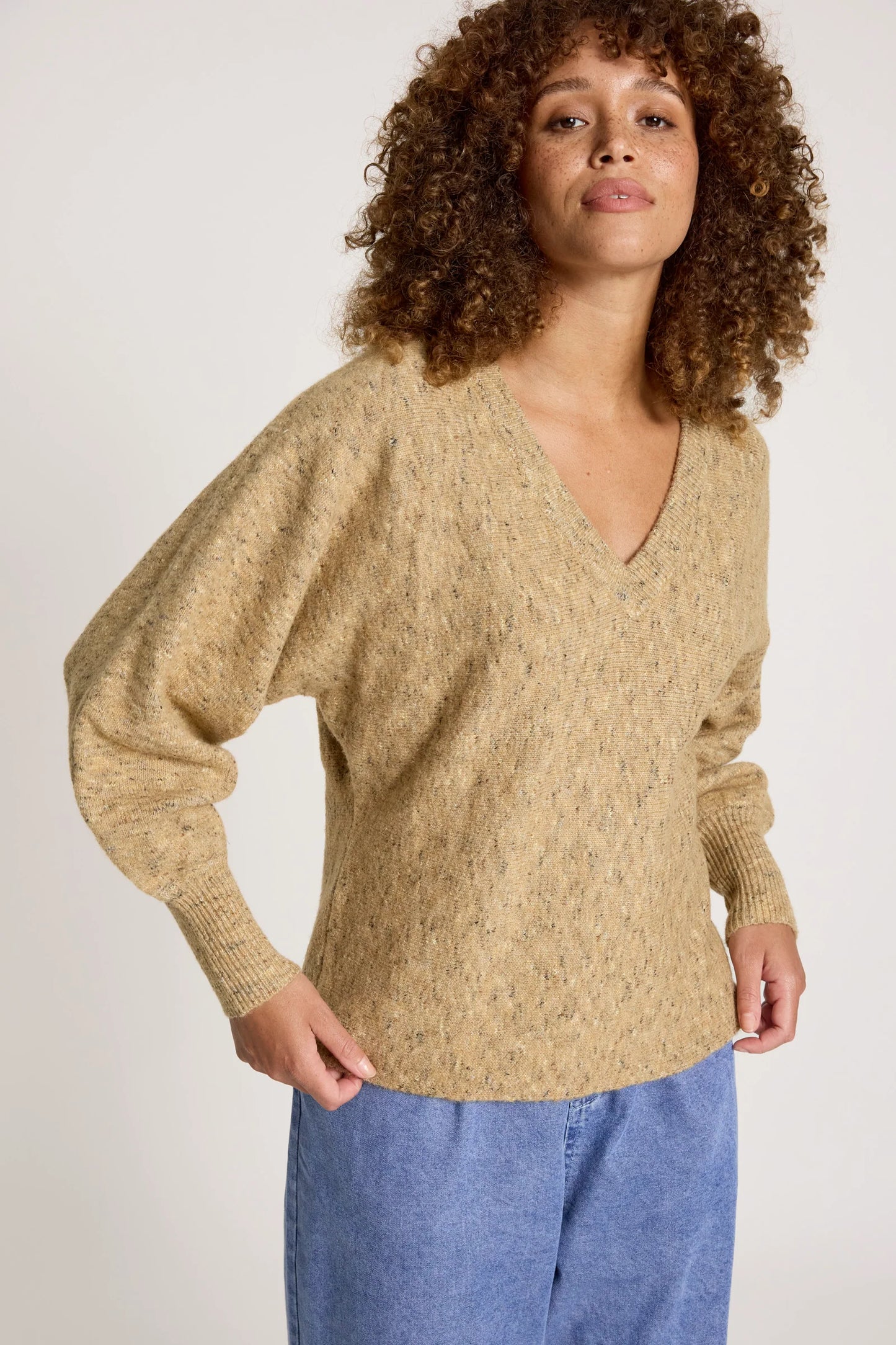 ZARDA JUMPER - MOCHA by Eb&ive