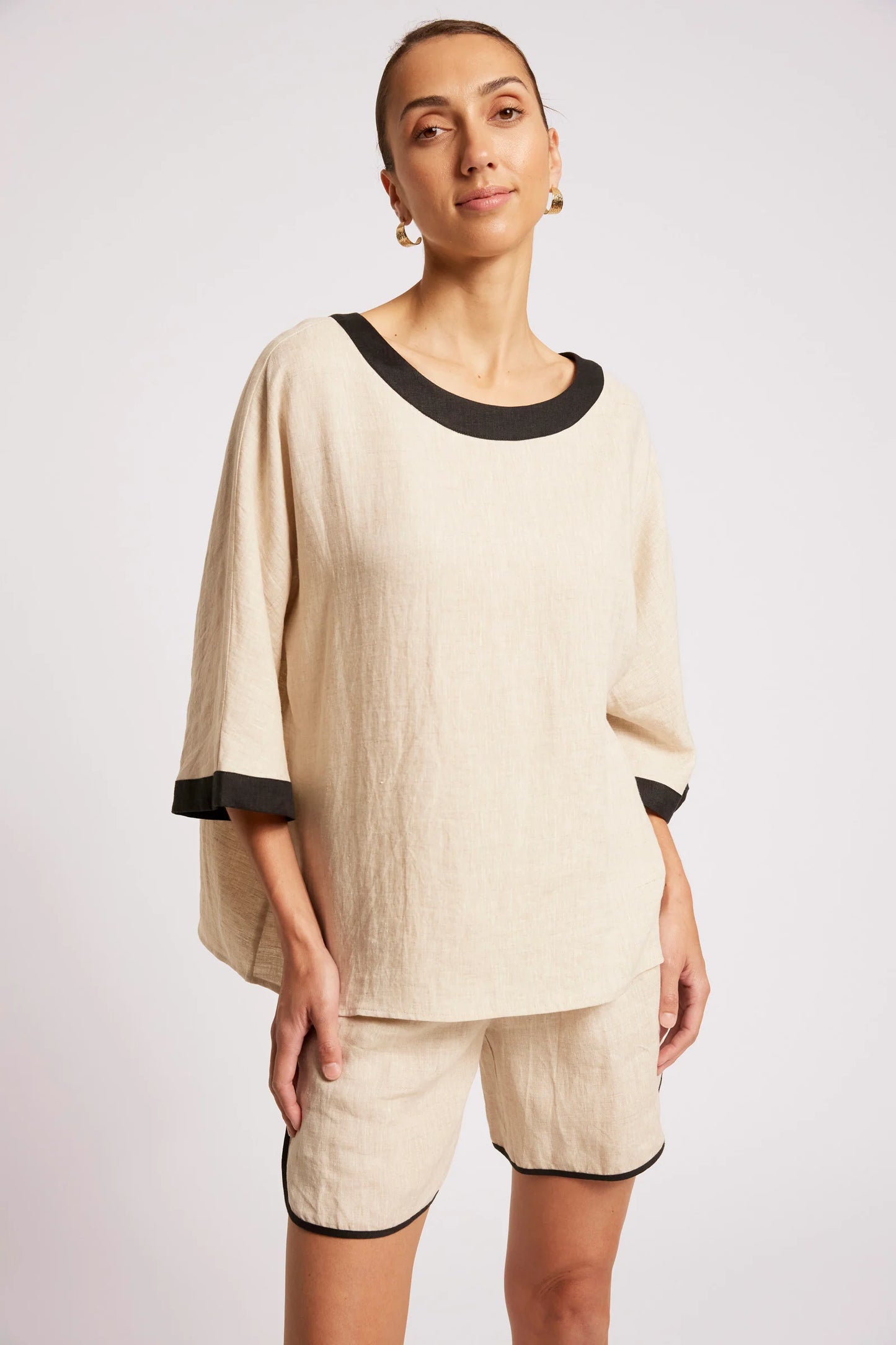 MARIS RELAXED SPLICE TOP - TUSK / BLACK by Eb&ive