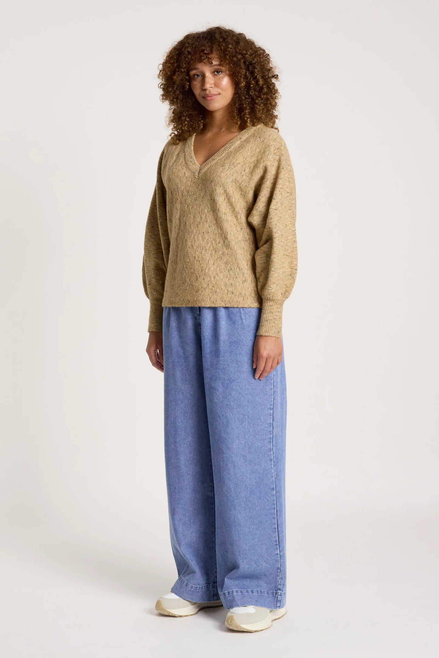 ZARDA JUMPER - MOCHA by Eb&ive