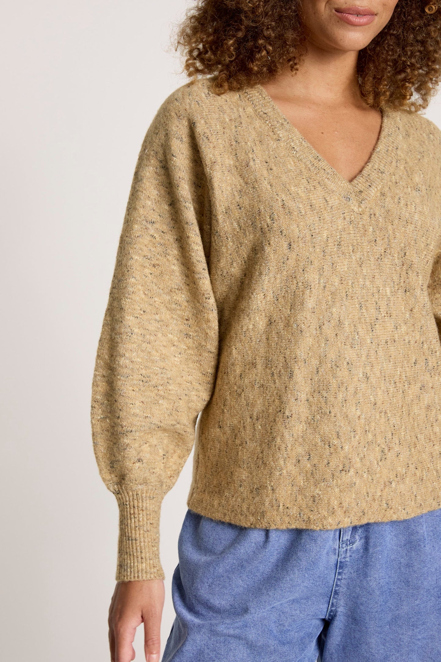 ZARDA JUMPER - MOCHA by Eb&ive