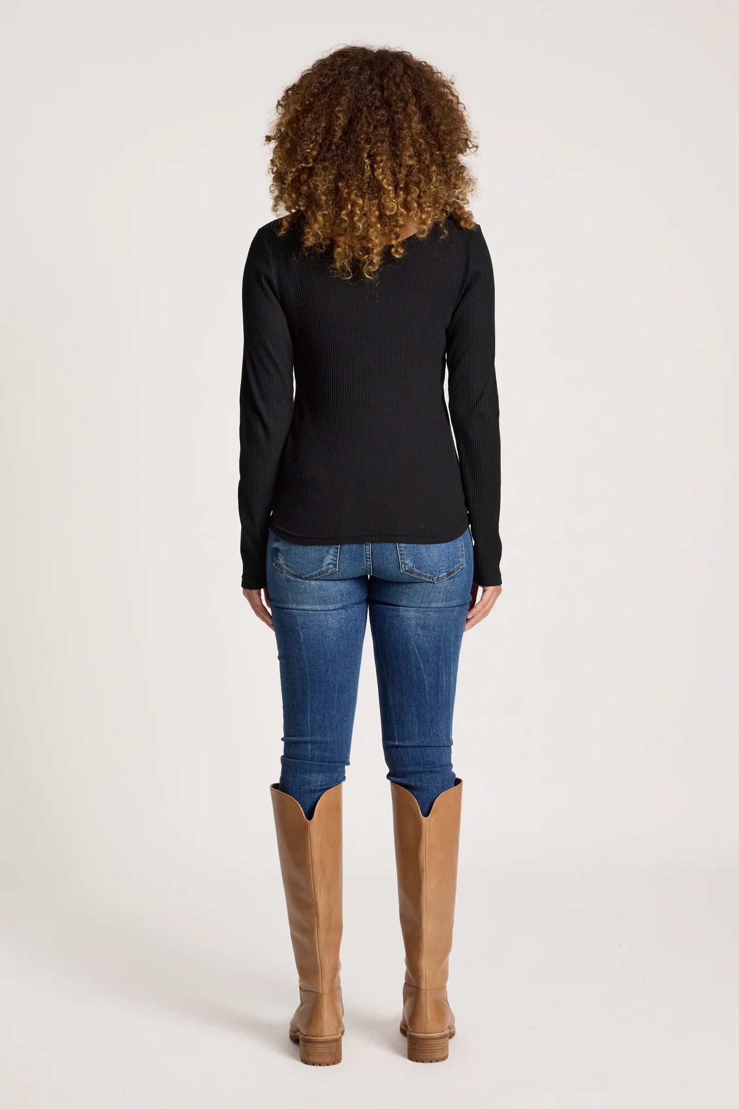PLAGE LONG SLEEVE TSHIRT - BLACK by Eb&ive