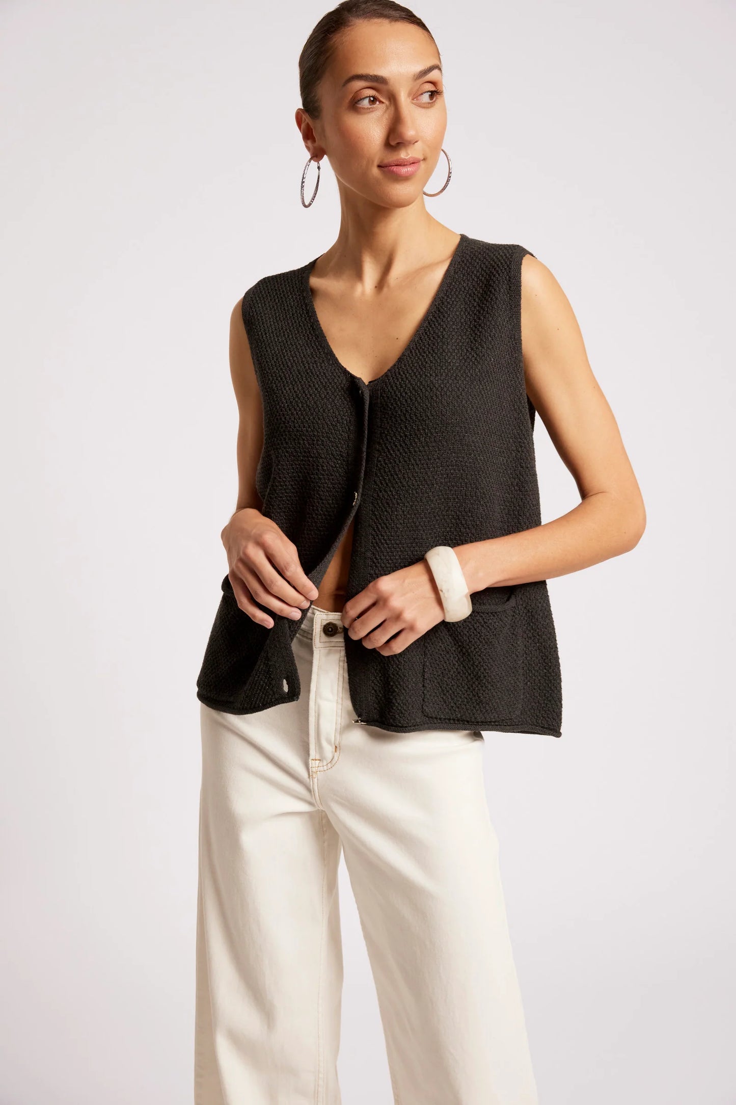 MARIS KNIT VEST - BLACK by Eb&ive