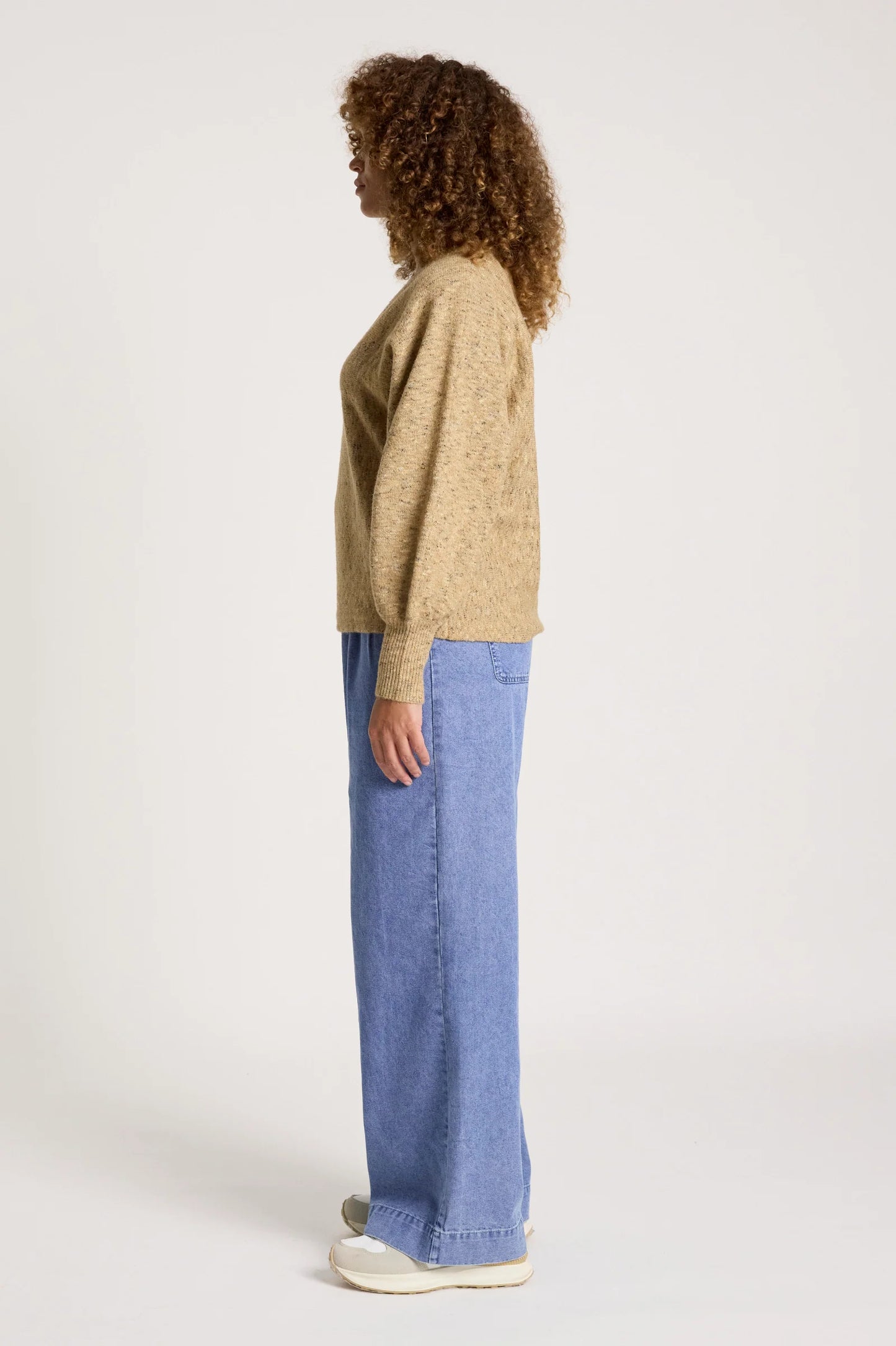 ZARDA JUMPER - MOCHA by Eb&ive