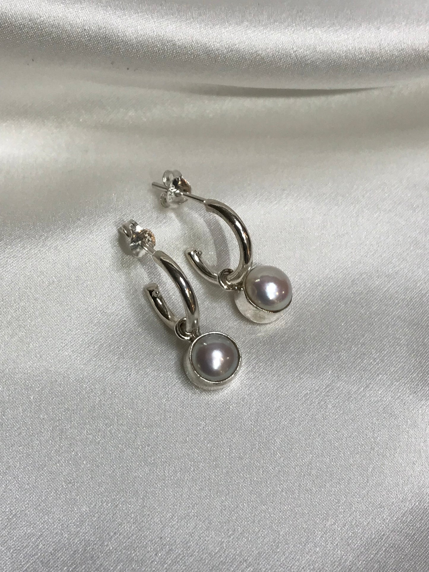 Pearl Earrings Lux by Melanie Woods