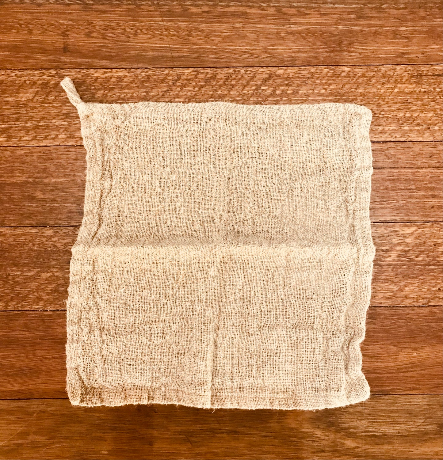 Angaston Wash Cloth with Hanging Loop